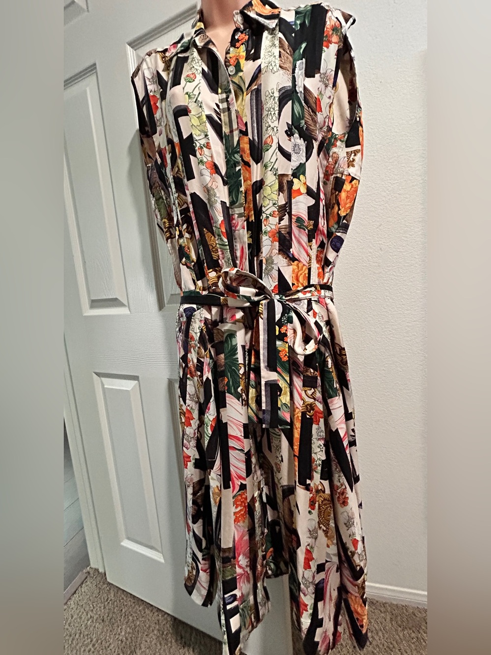 BURBERRY Graffiti Archive Scarf Print Silk Shirt Dress Sleeveless Midi M US 8 UK - Picture 8 of 8